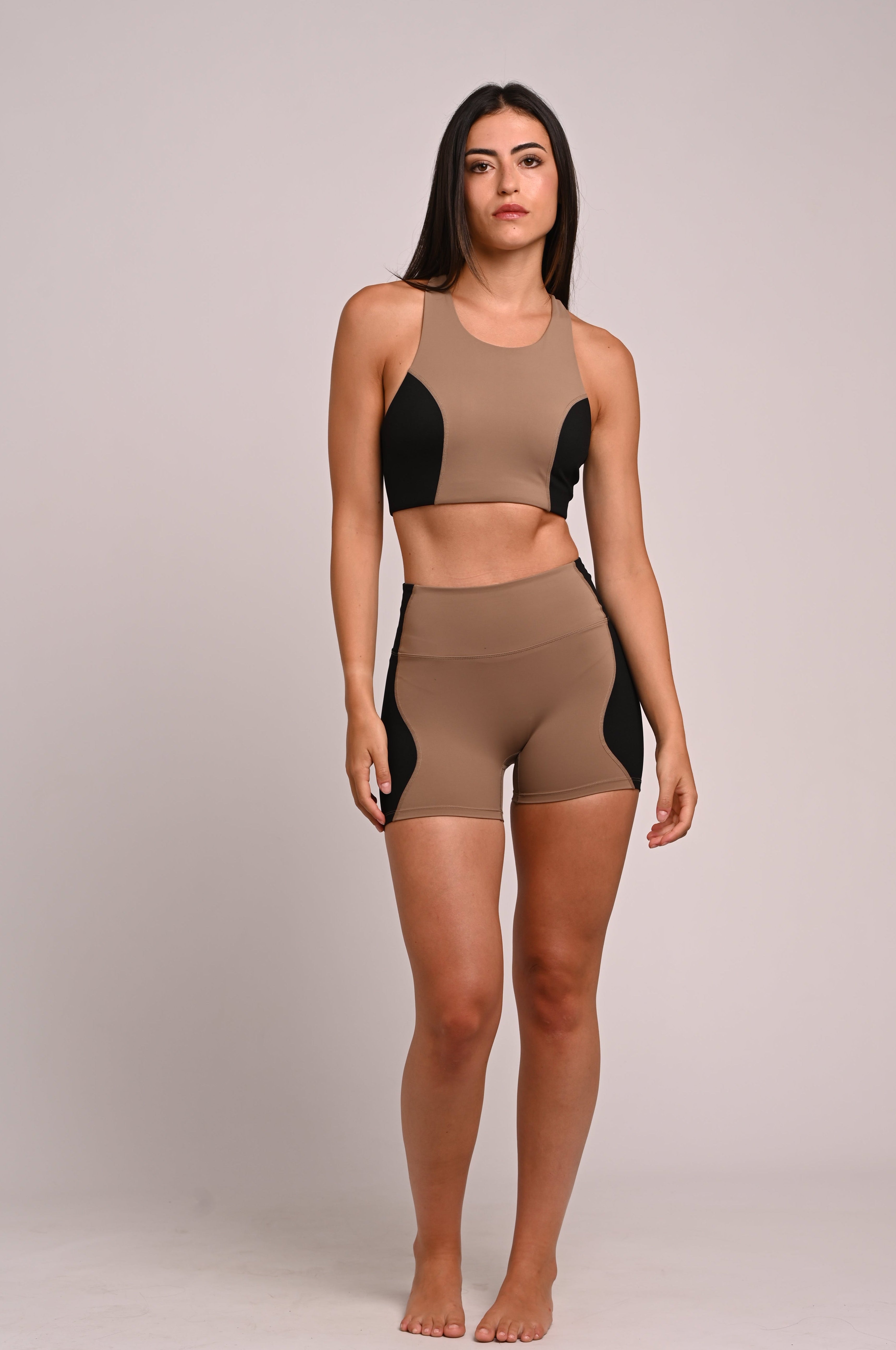Short Wave marron y negro